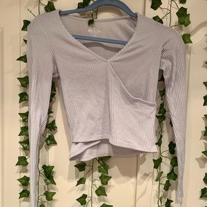 NEW  HOLLISTER BABY BLUE LONGSLEEVE